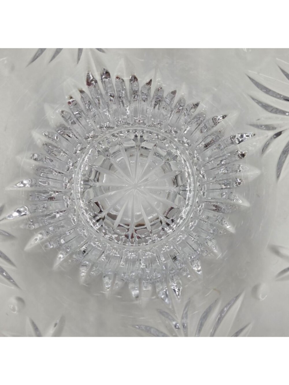 Mikasa Christmas Night Footed Nut or Candy Crystal Bowl - Picture 8 of 10